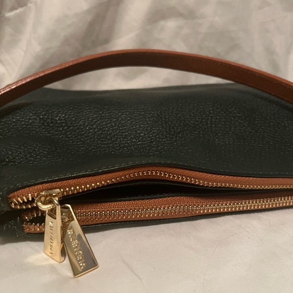 VALENTINA ITALIAN Woman’s Dark Green Pebbled Leather Triple Entry Bag. - Picture 2 of 3